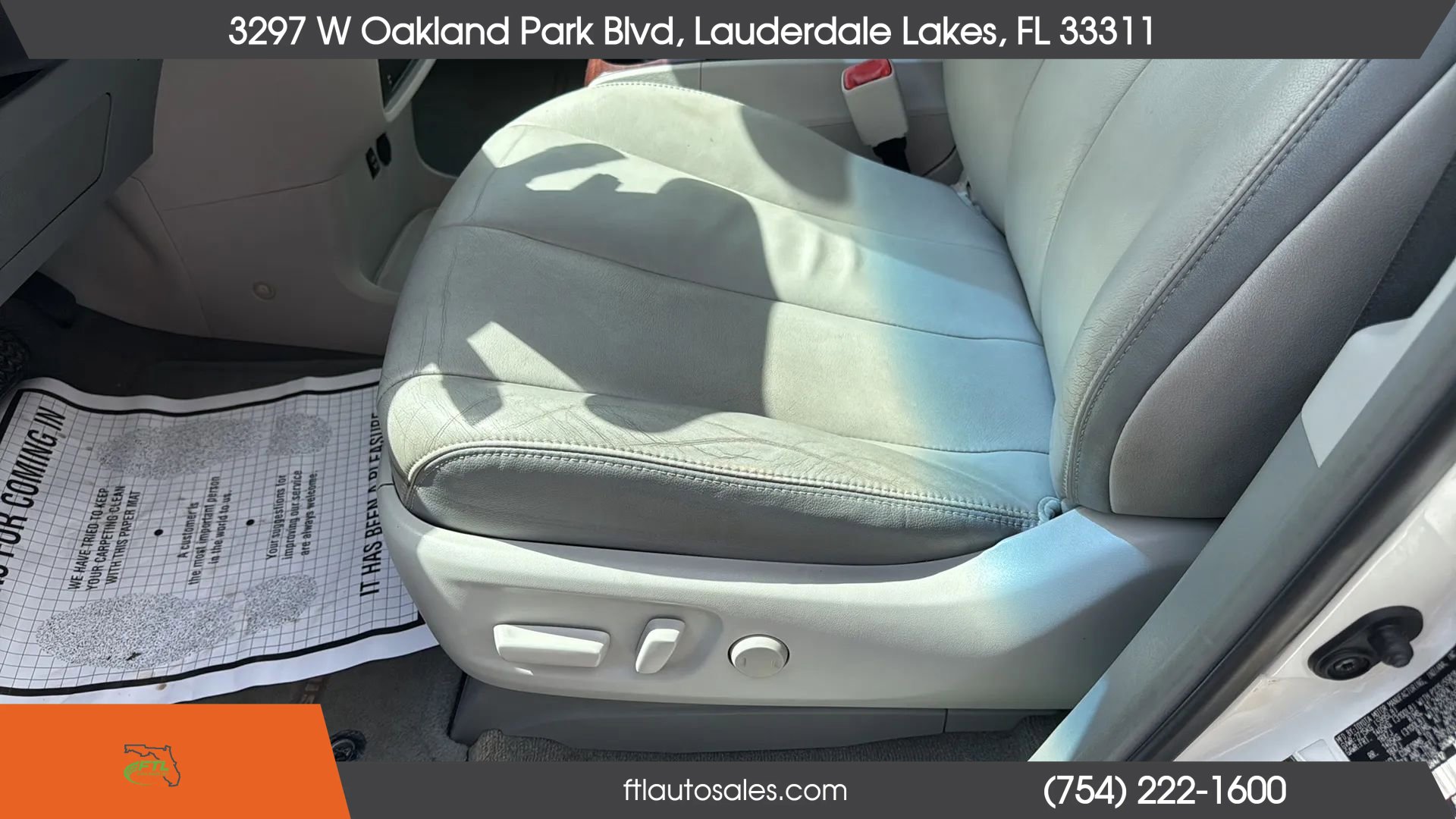 Used 2014 Toyota Sienna Limited w/ Limited Premium Package image 22