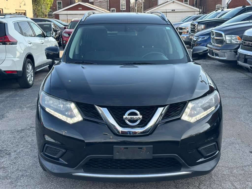 Used 2016 Nissan Rogue SV w/ SV Premium Package image 2