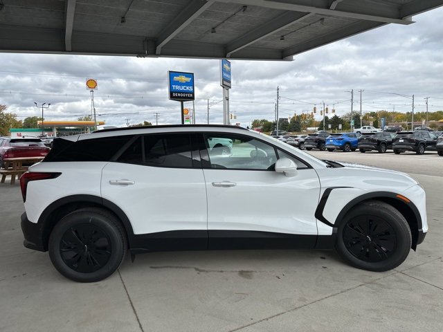 New 2026 Chevrolet Blazer EV LT image 4