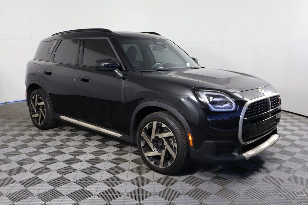 Used 2025 MINI Cooper Countryman S image 3