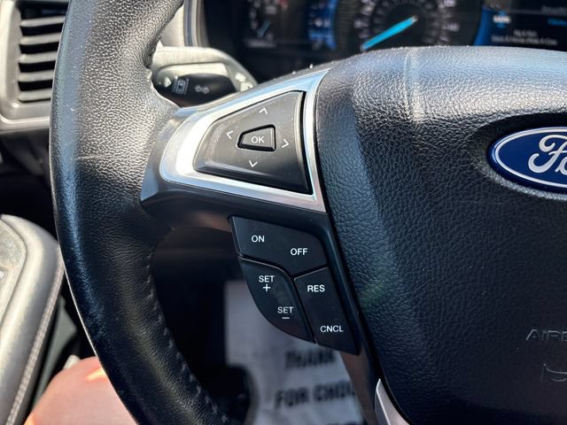 Used 2023 Ford Edge SEL AWD/4WD image 11