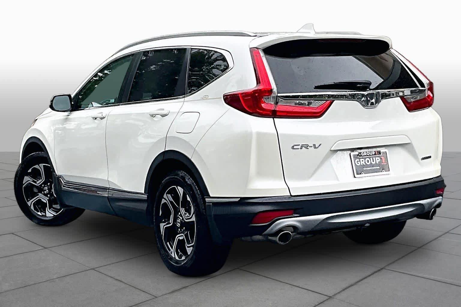 Used 2018 Honda CR-V Touring image 12