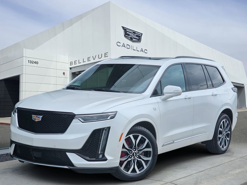Certified 2022 Cadillac XT6 Sport w/ Technology Package AWD/4WD image 1
