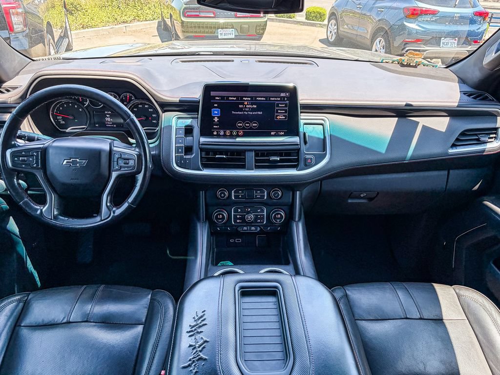 Used 2021 Chevrolet Suburban RST w/ Luxury Package AWD/4WD image 15
