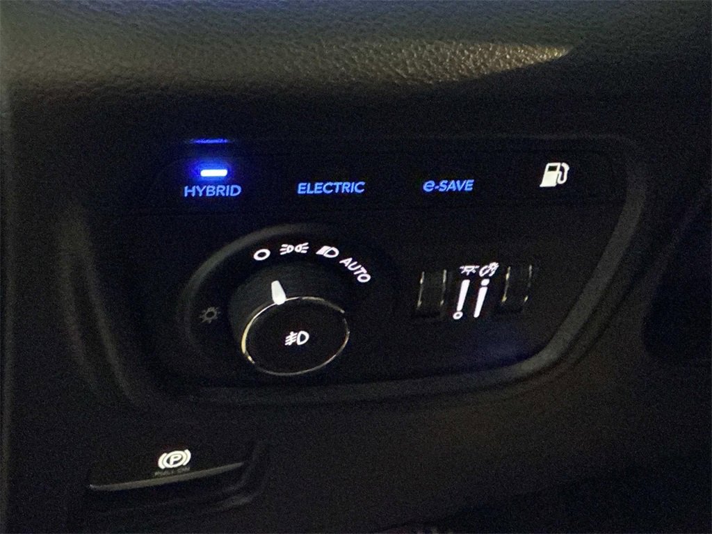 Used 2023 Jeep Grand Cherokee Overland image 32