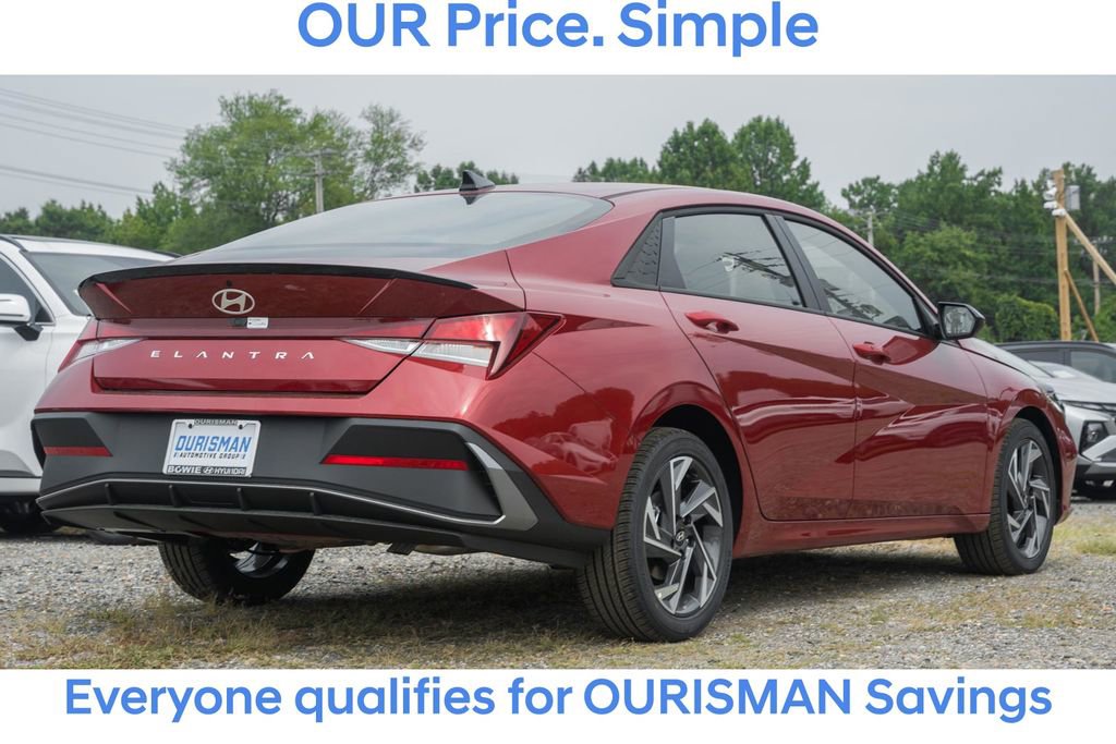 New 2025 Hyundai Elantra Sport image 4
