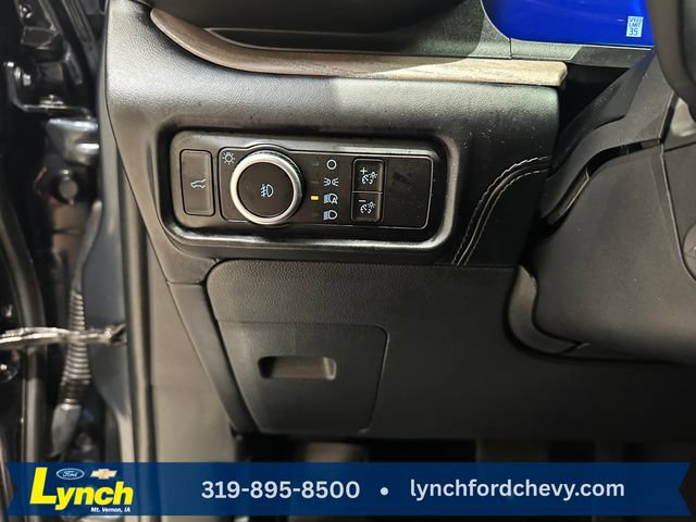 Certified 2023 Ford Explorer Platinum w/ Technology Package AWD/4WD image 22