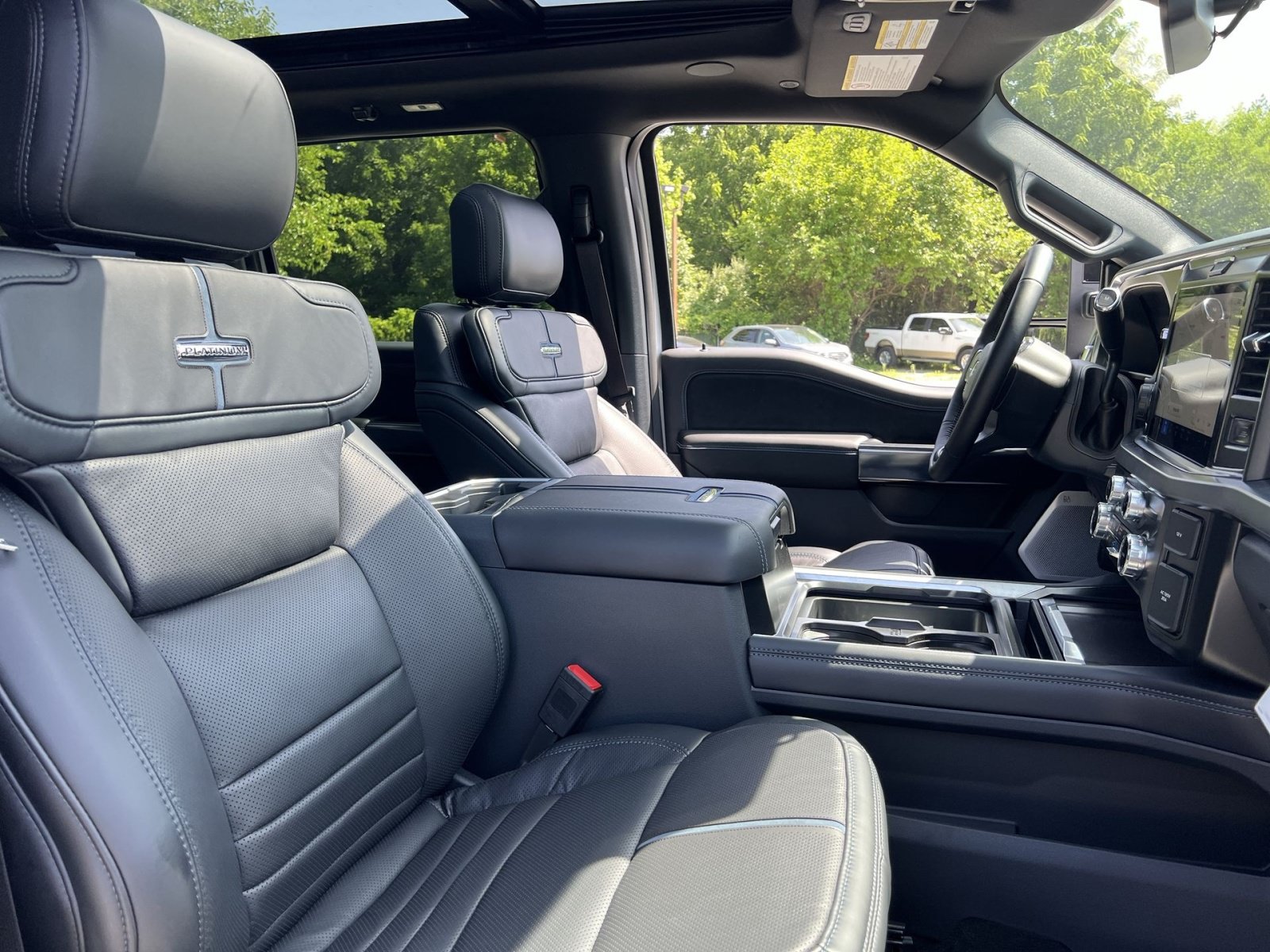 New 2026 Ford F450 Platinum AWD/4WD image 34