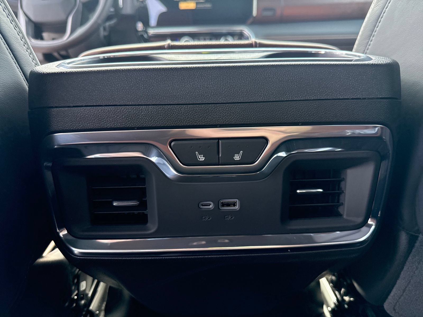 New 2026 GMC Sierra 3500 Denali Ultimate AWD/4WD image 21