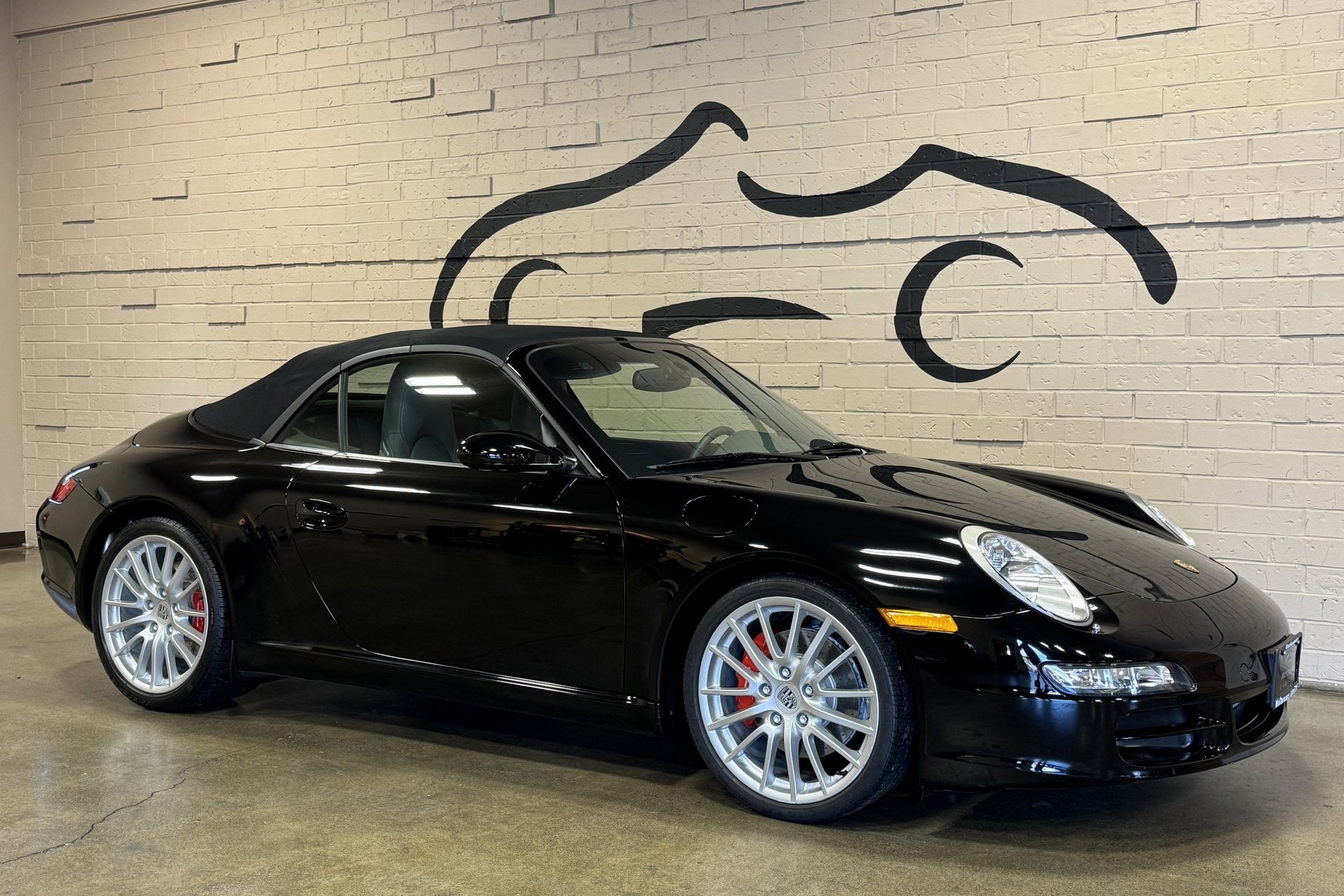 Used 2006 Porsche 911 Carrera S image 2