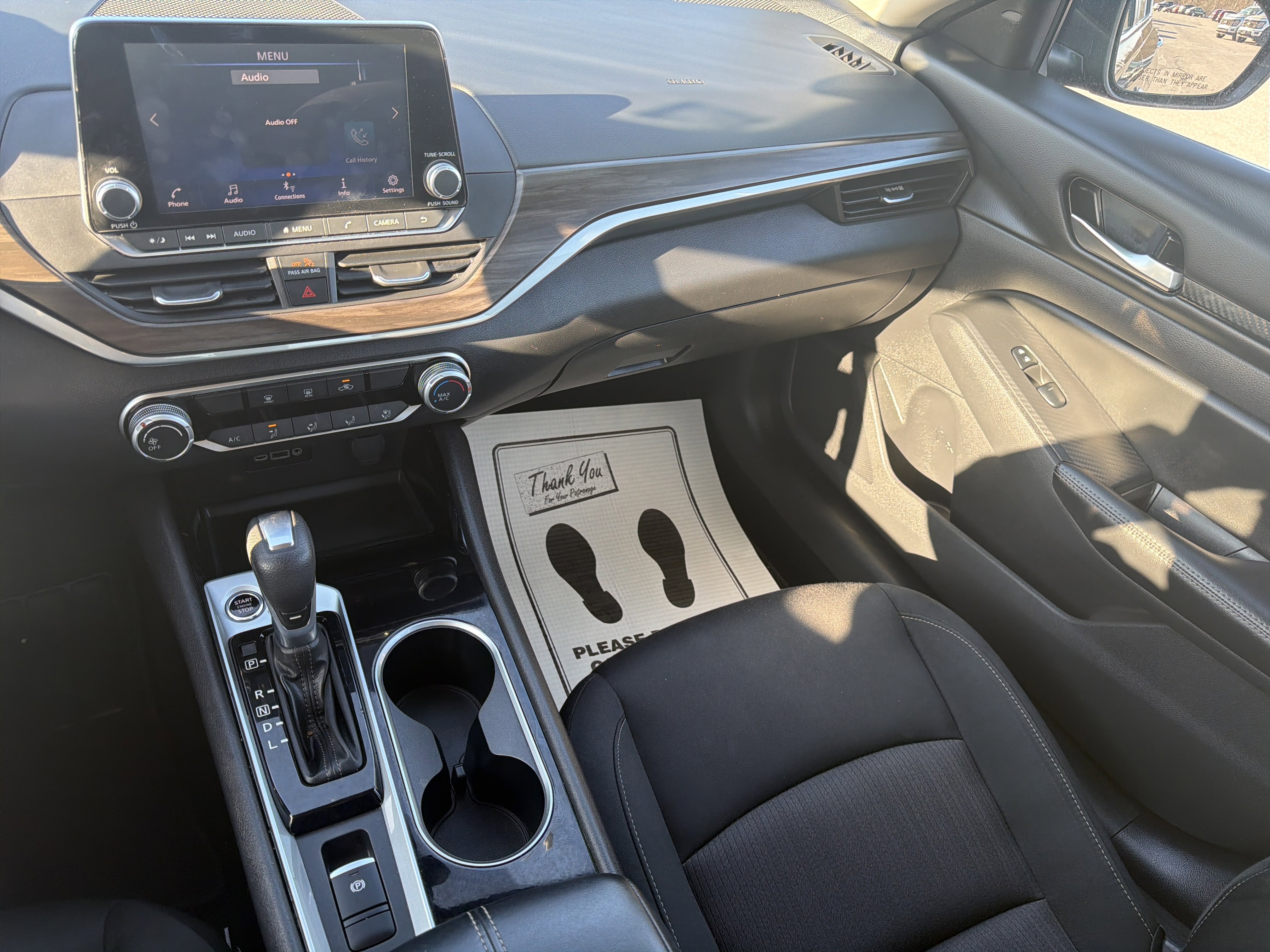 Used 2024 Nissan Altima 2.5 SV AWD/4WD image 22