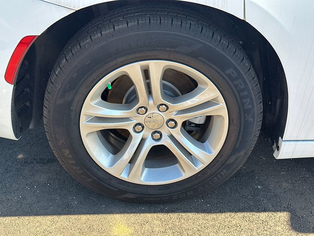 Used 2022 Dodge Charger SXT image 17