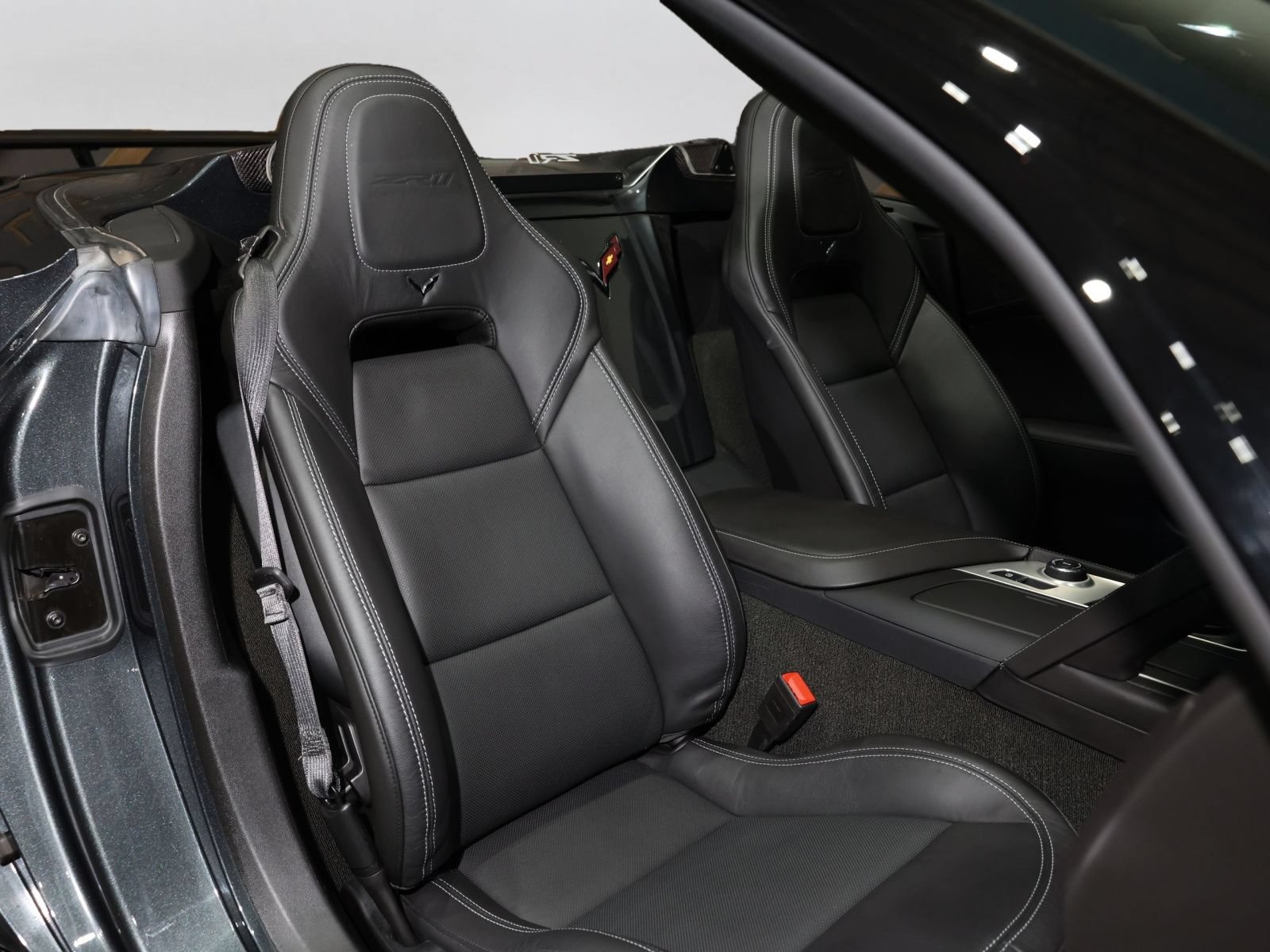 Used 2019 Chevrolet Corvette ZR1 RWD image 6