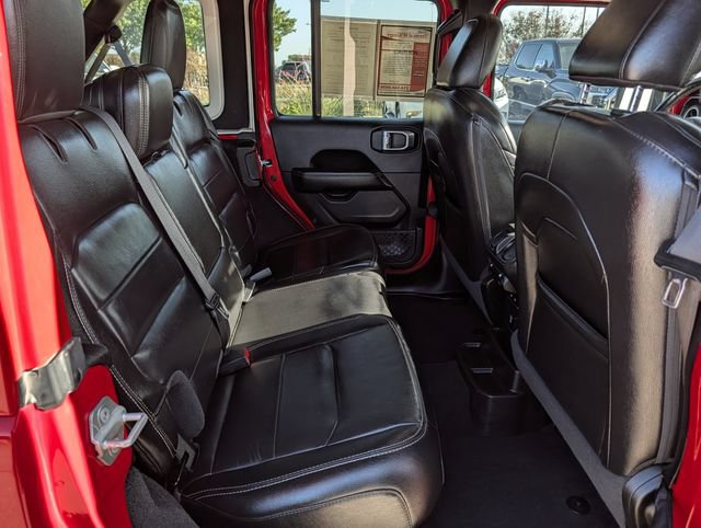 Used 2021 Jeep Wrangler Unlimited Sahara AWD/4WD image 29