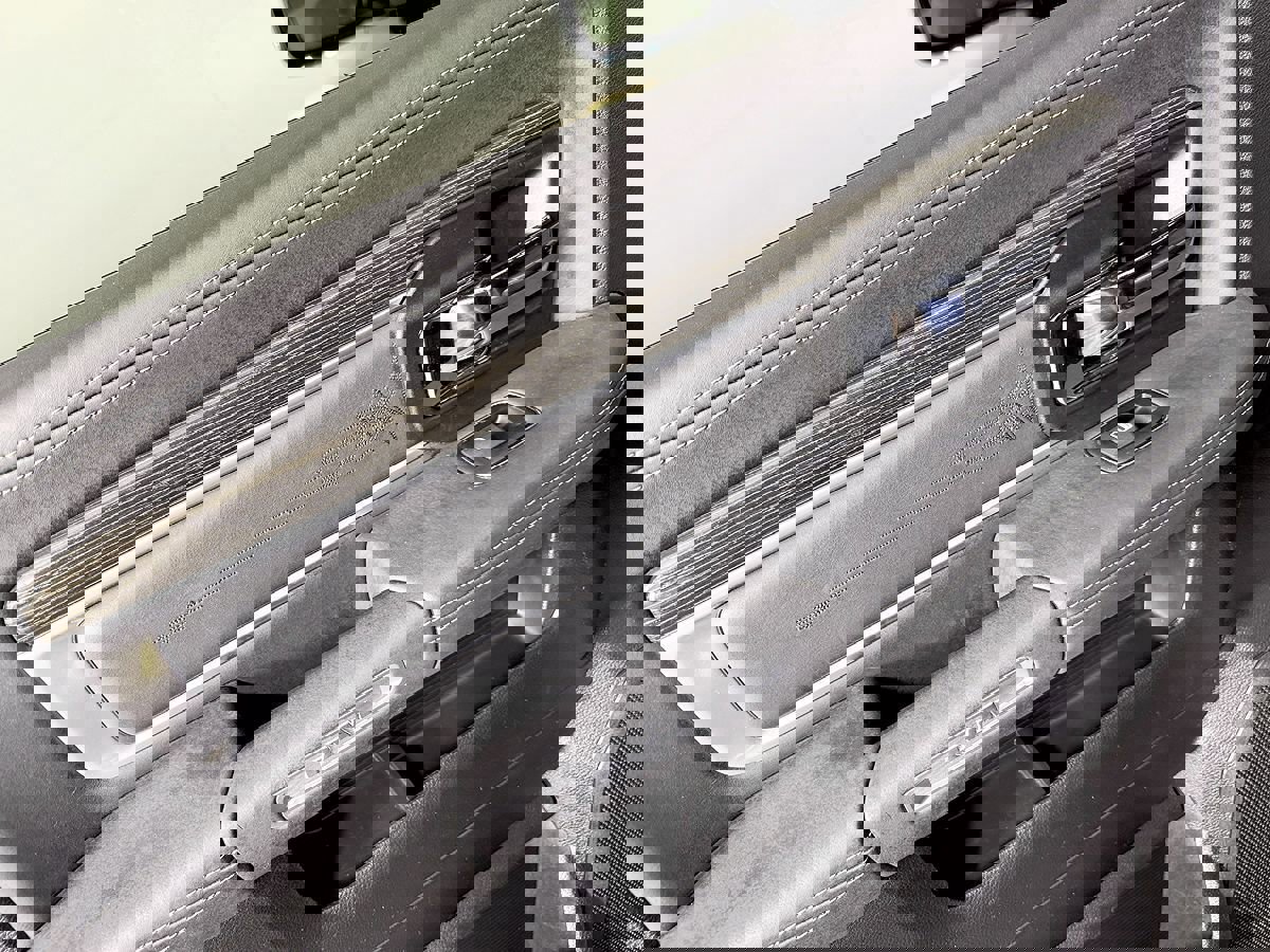 Used 2015 RAM 1500 Laramie Limited image 44