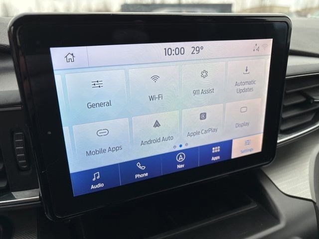 Used 2020 Ford Explorer XLT w/ Equipment Group 202A image 23