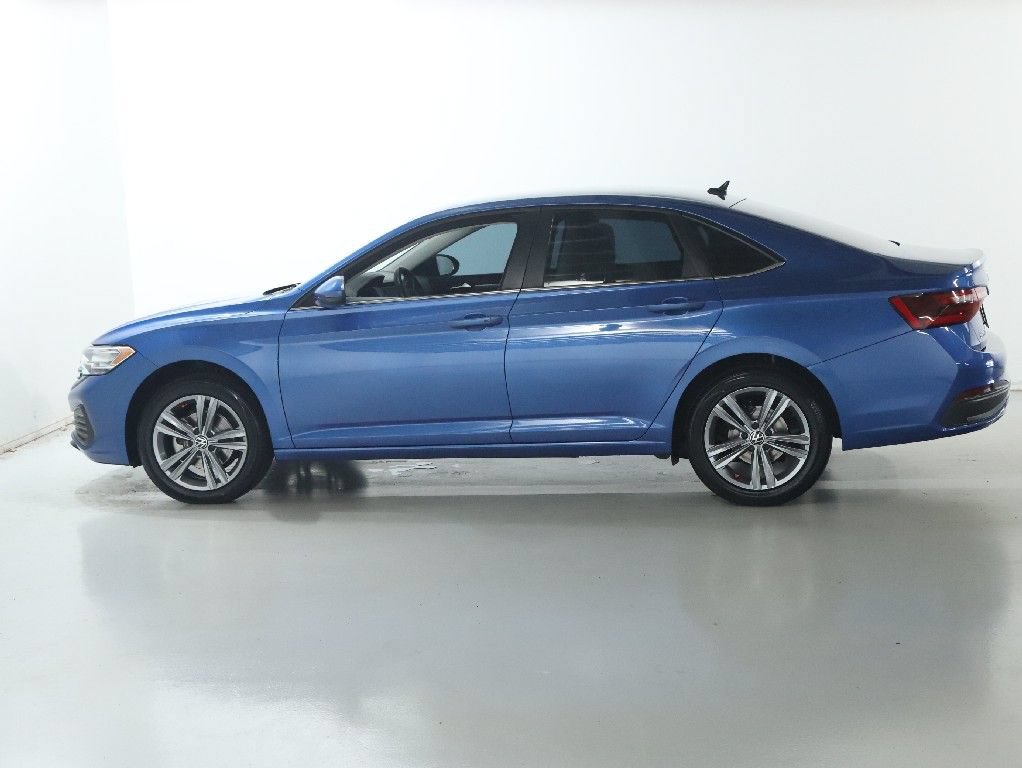 Used 2023 Volkswagen Jetta SE FWD image 38