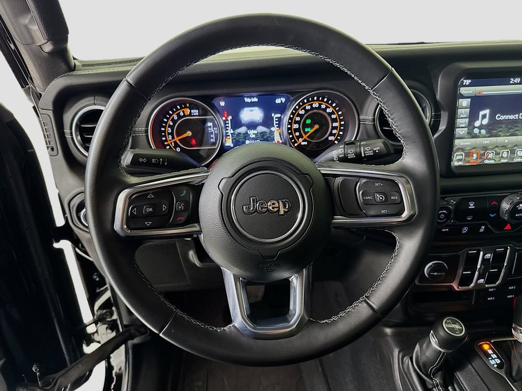 Used 2018 Jeep Wrangler Unlimited Sahara AWD/4WD image 13
