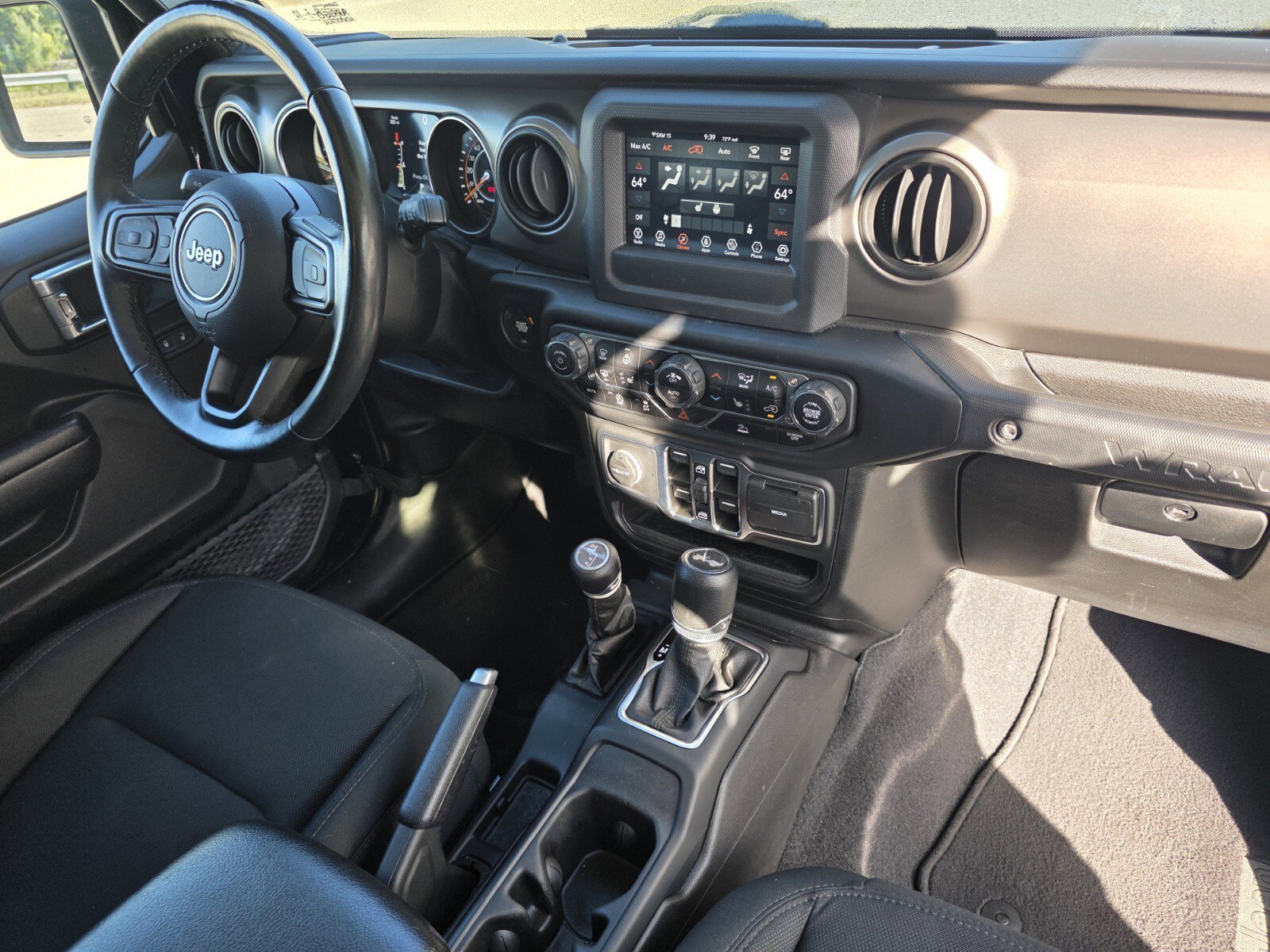 Used 2021 Jeep Wrangler Unlimited Sport image 26