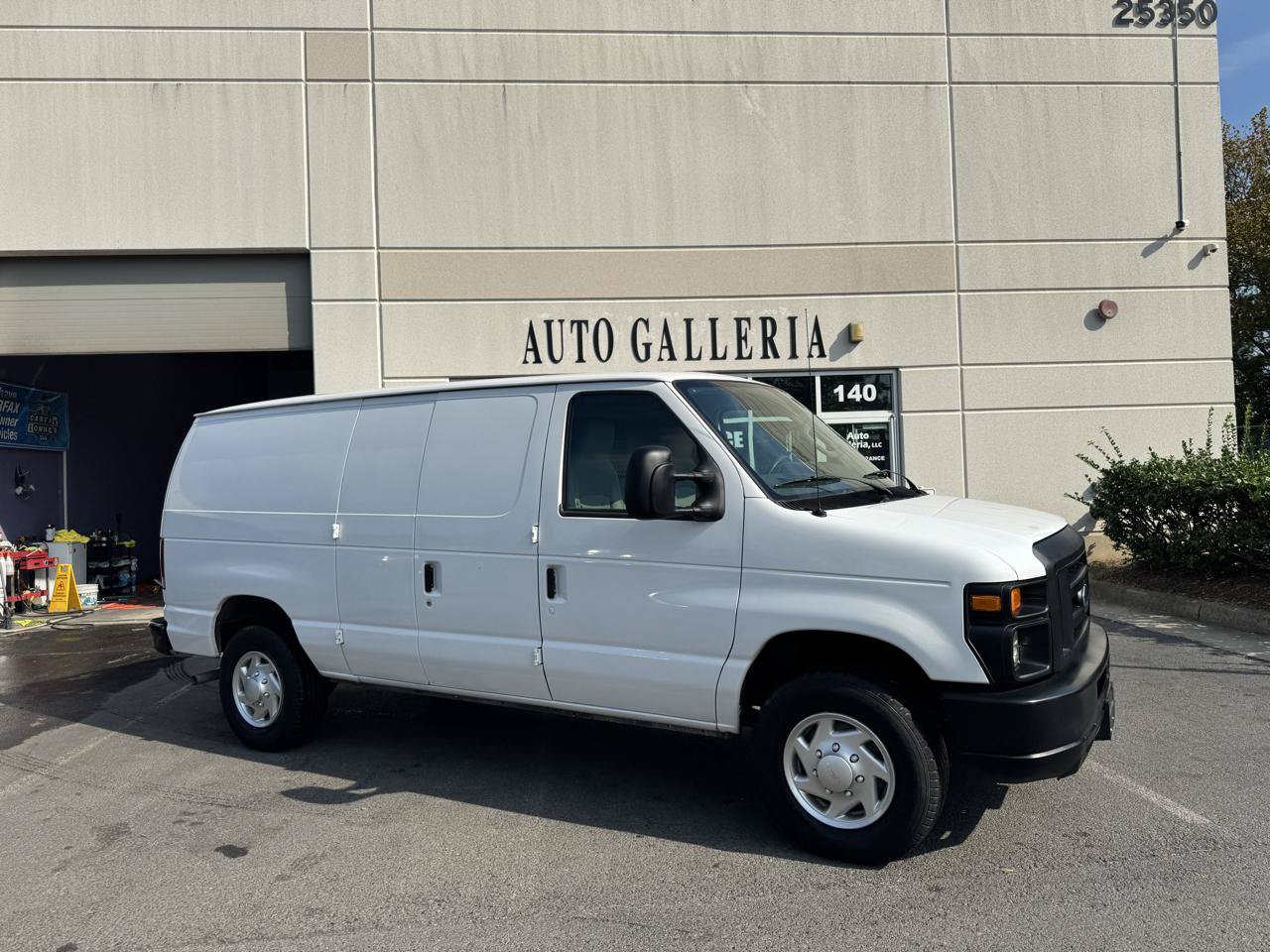 Used 2012 Ford E-250 and Econoline 250 w/ Commercial Cargo Van Pkg RWD image 3