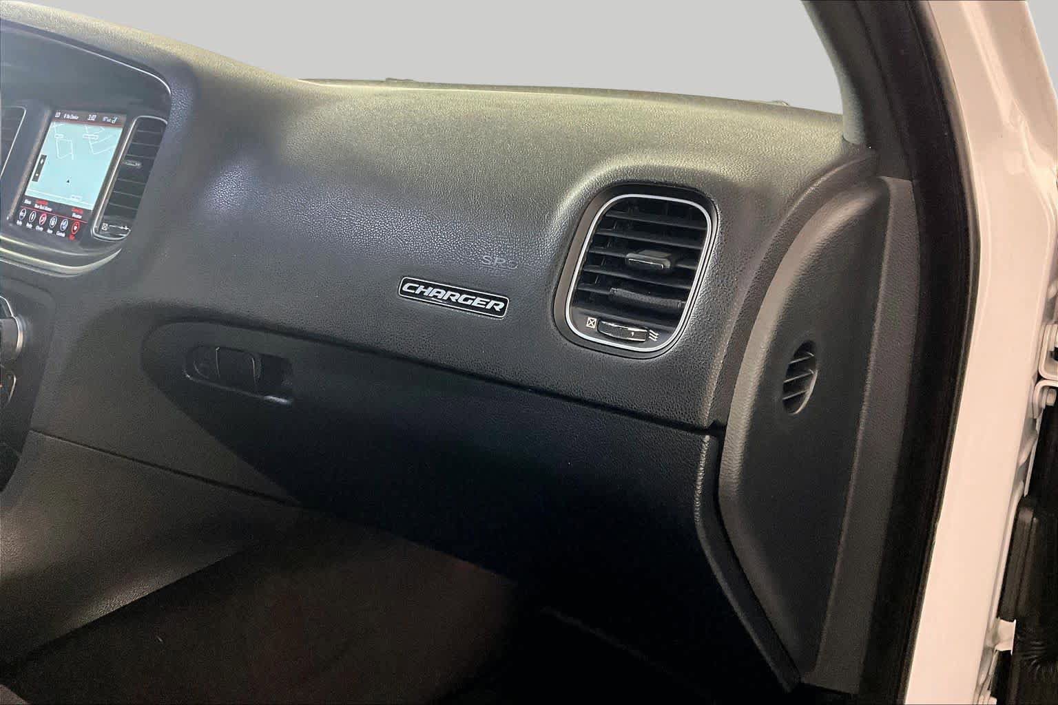 Used 2018 Dodge Charger R/T w/ Plus Group RWD image 18