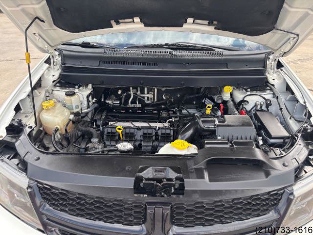 Used 2017 Dodge Journey Crossroad w/ Mopar Chrome Accent Package FWD image 10