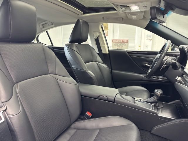 Used 2021 Lexus ES 350 w/ Premium Package image 14