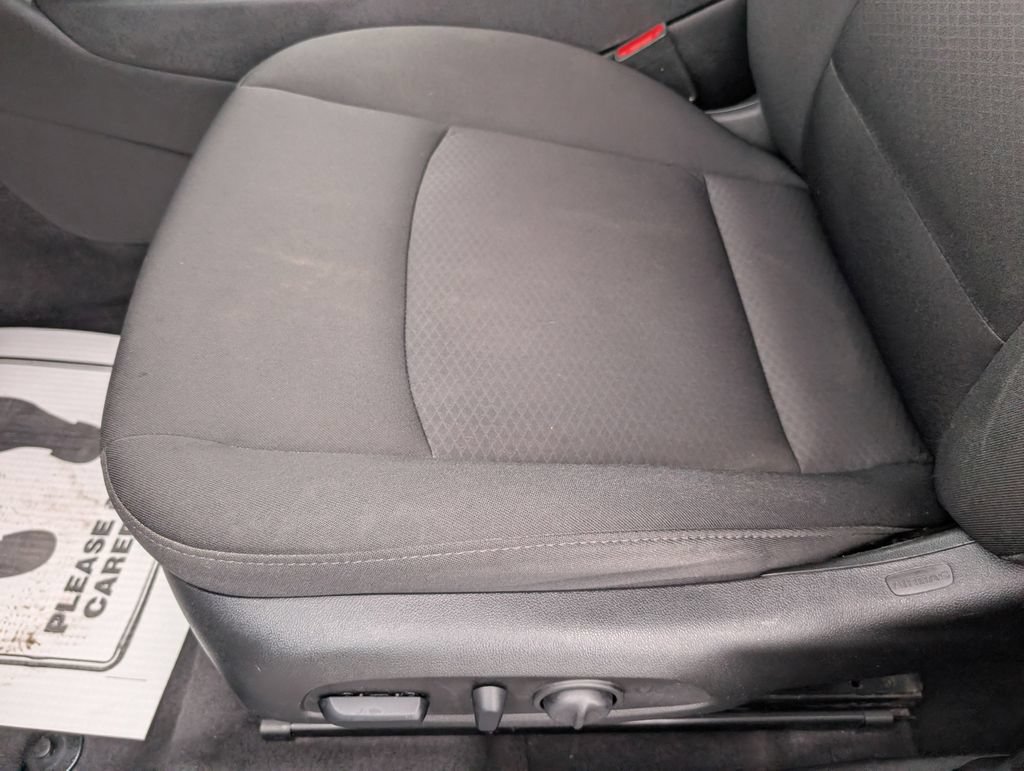 Used 2020 Chevrolet Malibu LT FWD image 20