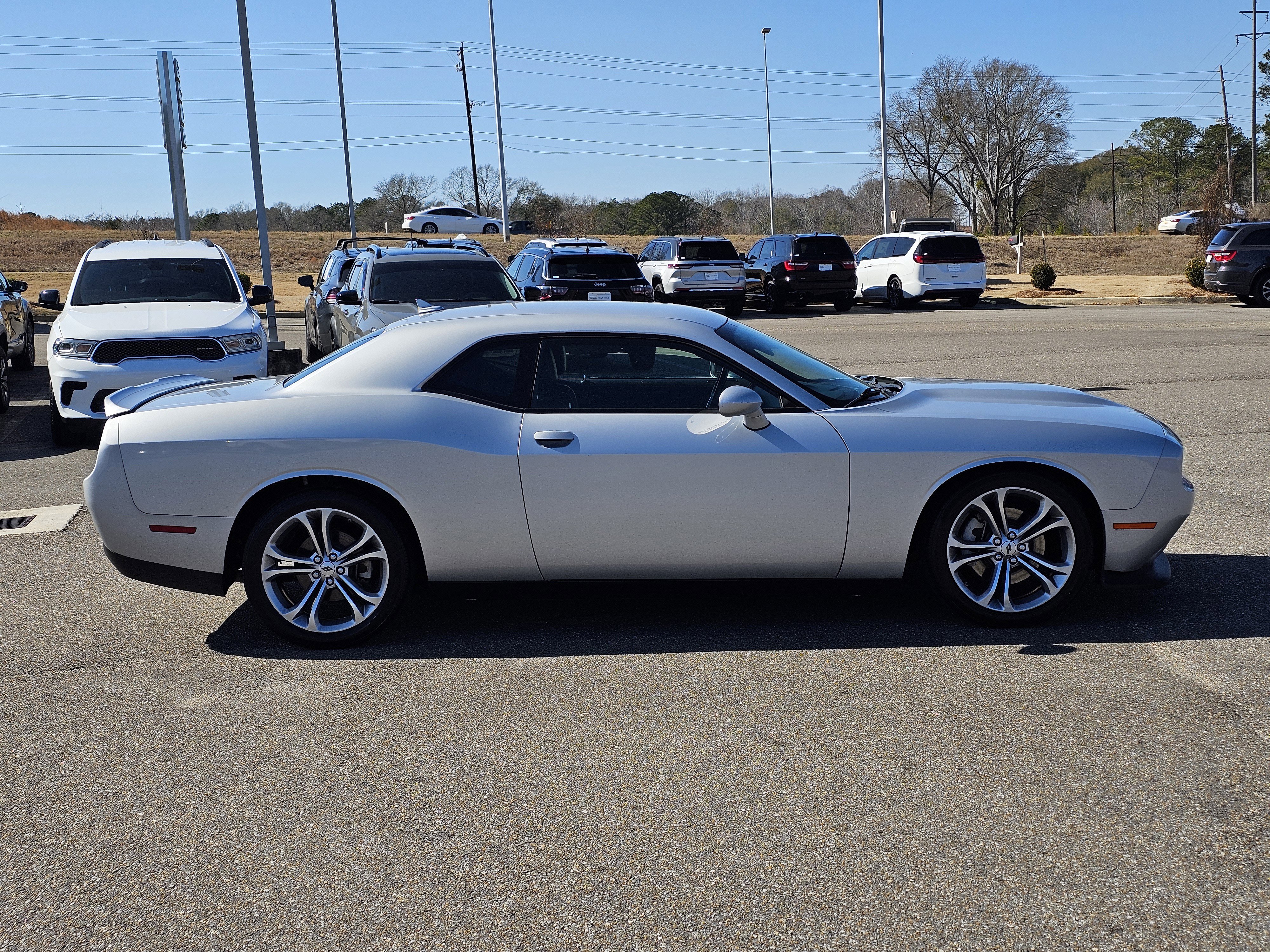 Used 2022 Dodge Challenger GT w/ Plus Package image 8