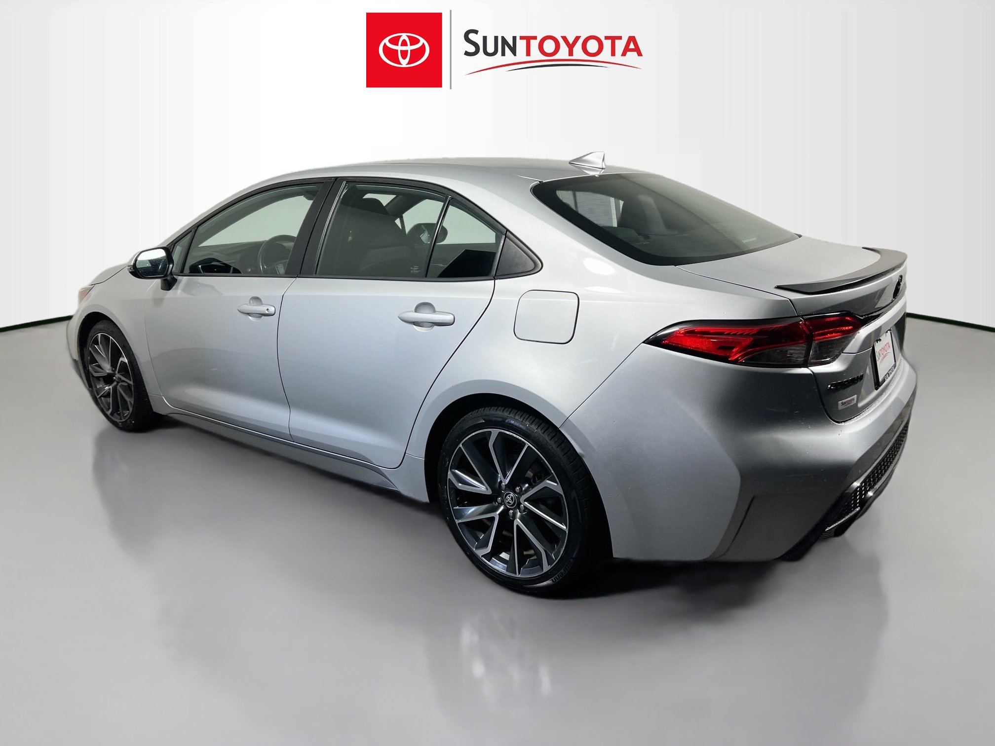 Used 2021 Toyota Corolla SE FWD image 6