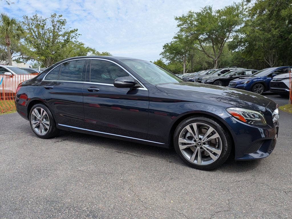 Used 2019 Mercedes-Benz C 300 Sedan image 2