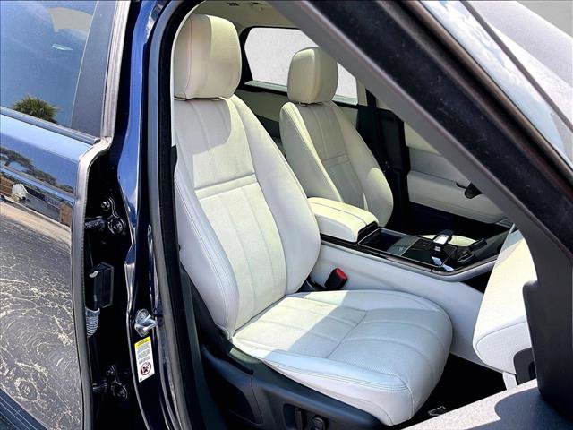 Used 2021 Land Rover Range Rover Velar R-Dynamic S AWD/4WD image 9