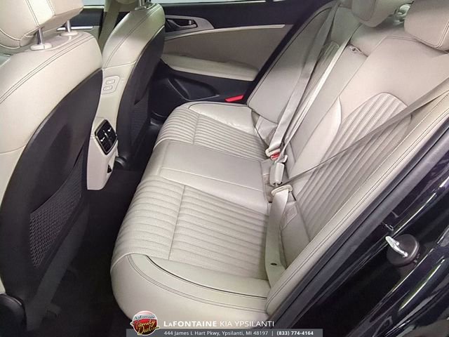 Used 2020 Genesis G70 3.3T image 26