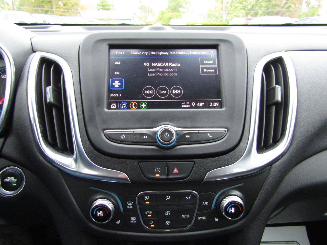 Used 2022 Chevrolet Equinox LT image 13