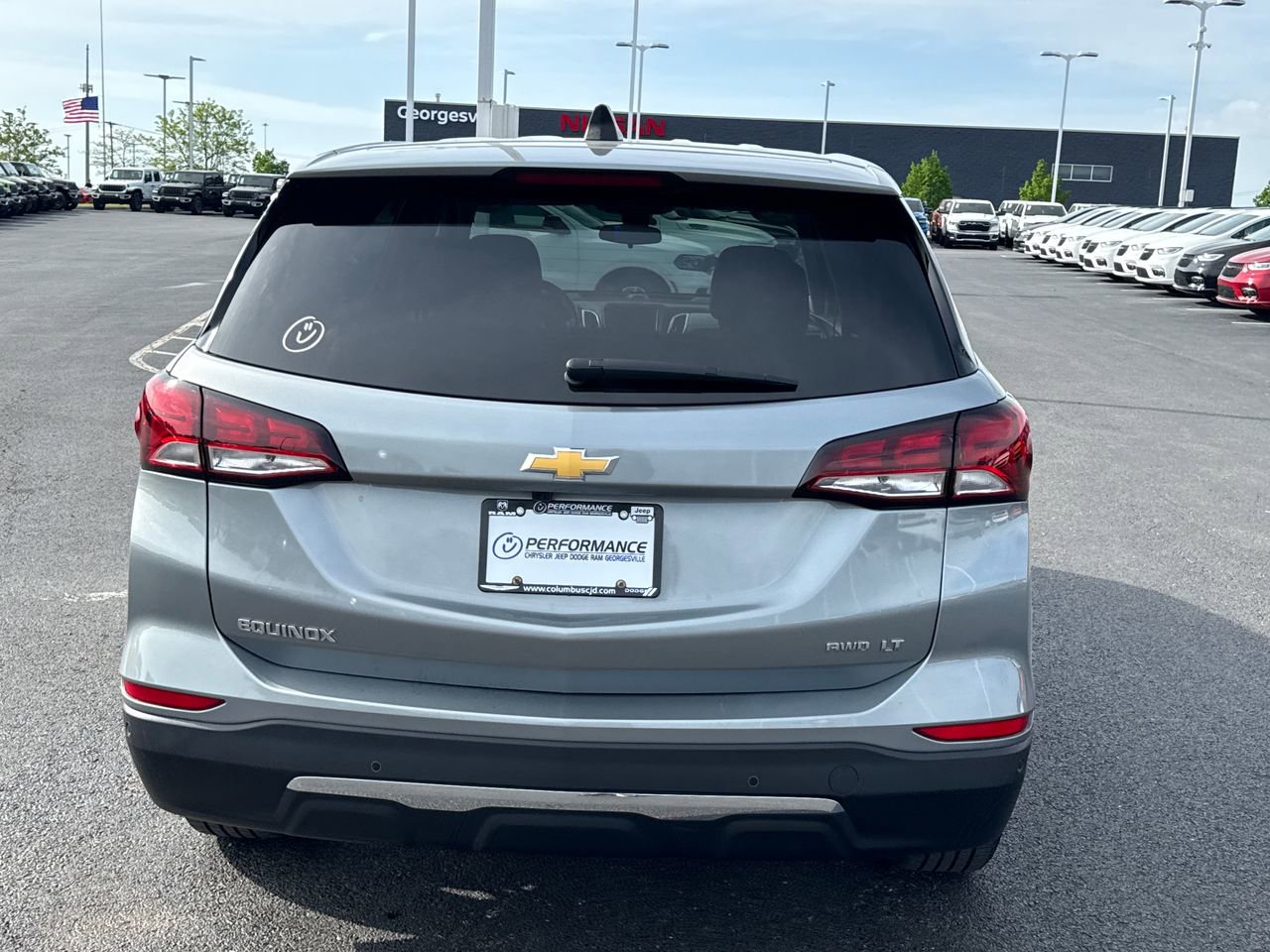 Used 2023 Chevrolet Equinox LT w/ LPO, Floor Liner Package AWD/4WD image 4