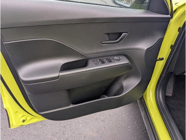 Certified 2025 Hyundai Kona SEL image 14
