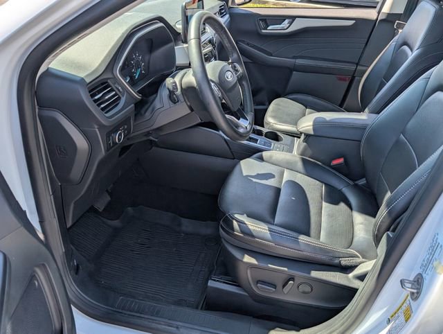 Used 2022 Ford Escape SEL image 8