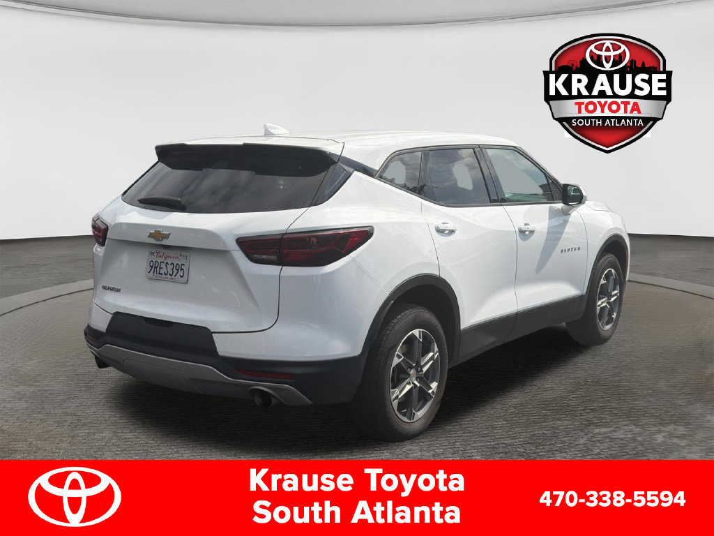 Used 2025 Chevrolet Blazer LT FWD image 8