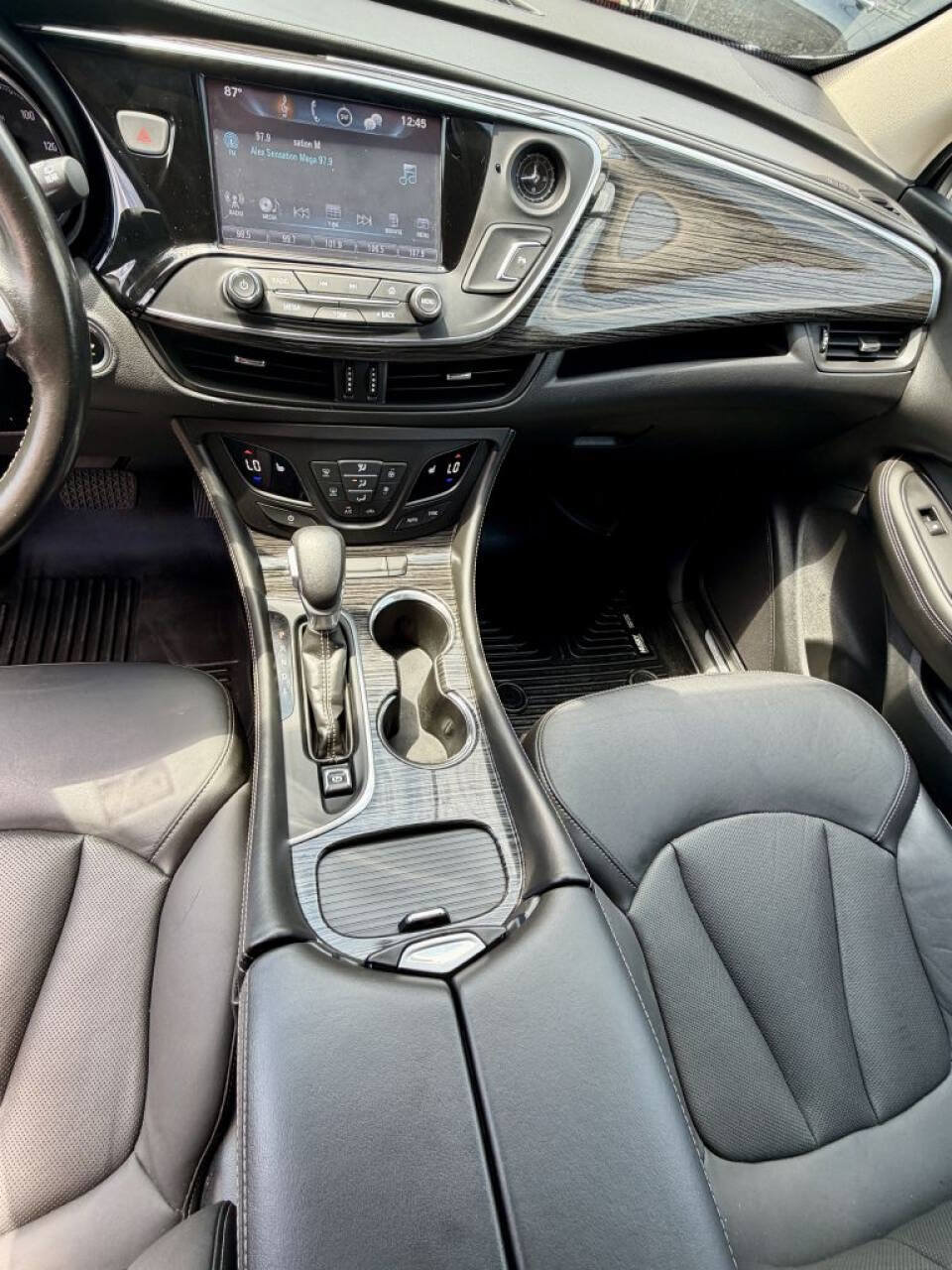 Used 2017 Buick Envision Essence AWD/4WD image 18