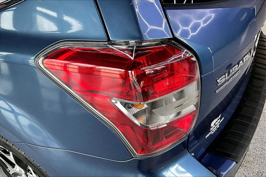 Used 2015 Subaru Forester 2.0XT Touring w/ Eyesight & Navigation System AWD/4WD image 22