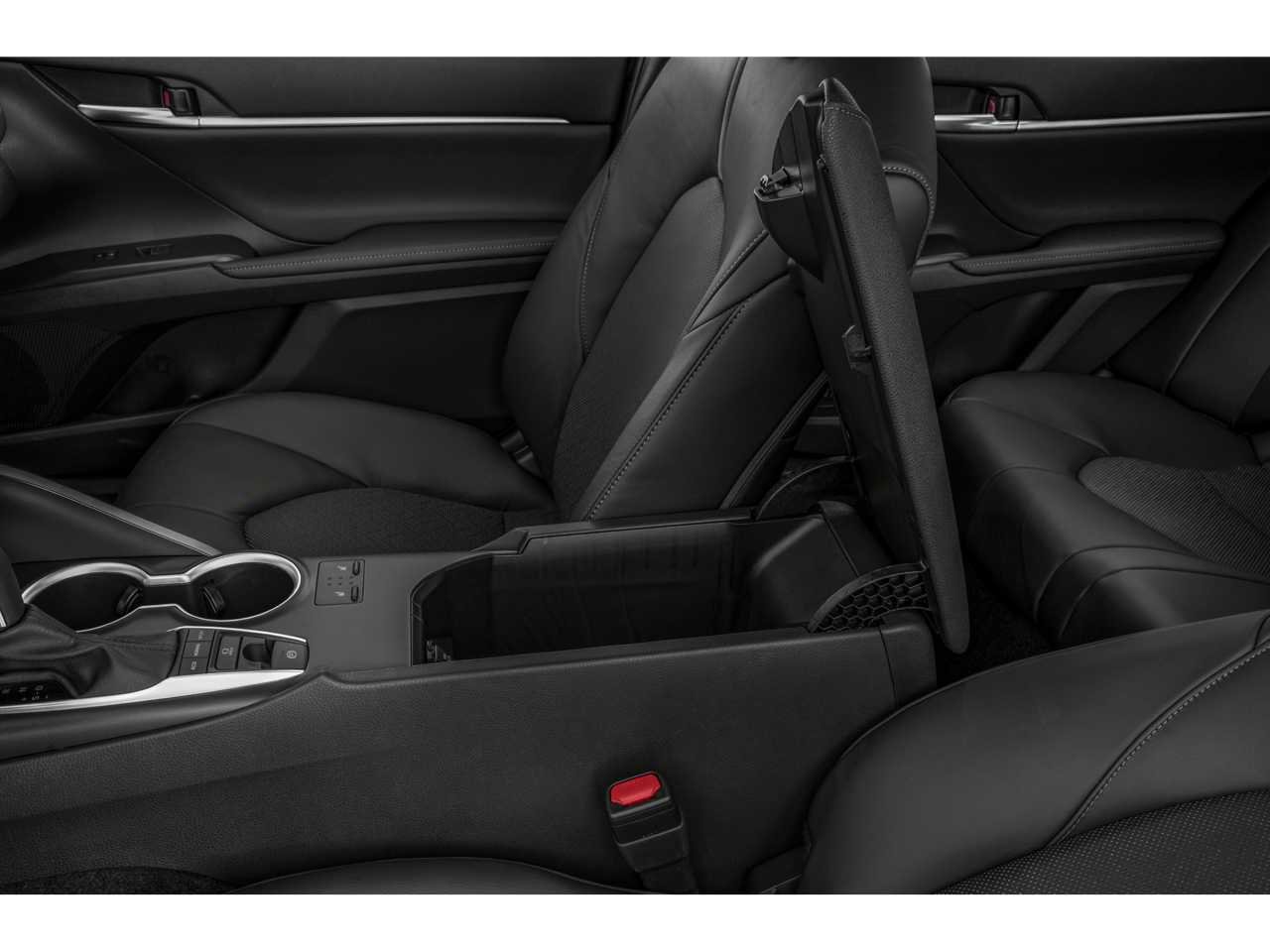 Used 2022 Toyota Camry XLE image 10