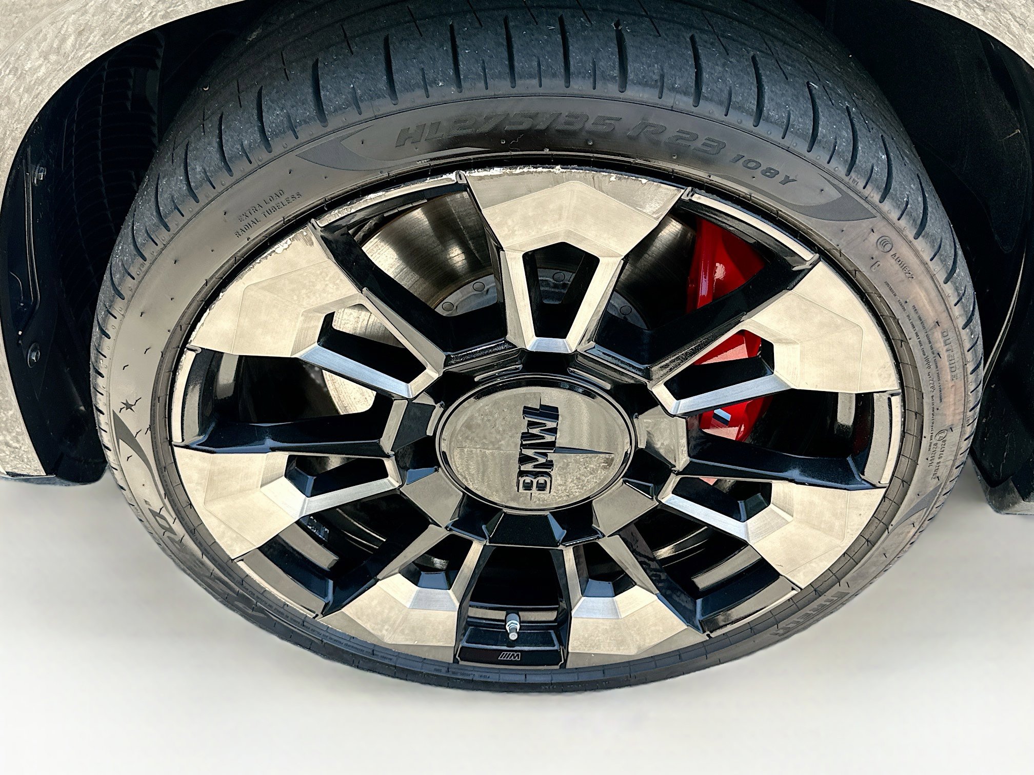 Used 2023 BMW XM AWD/4WD image 34