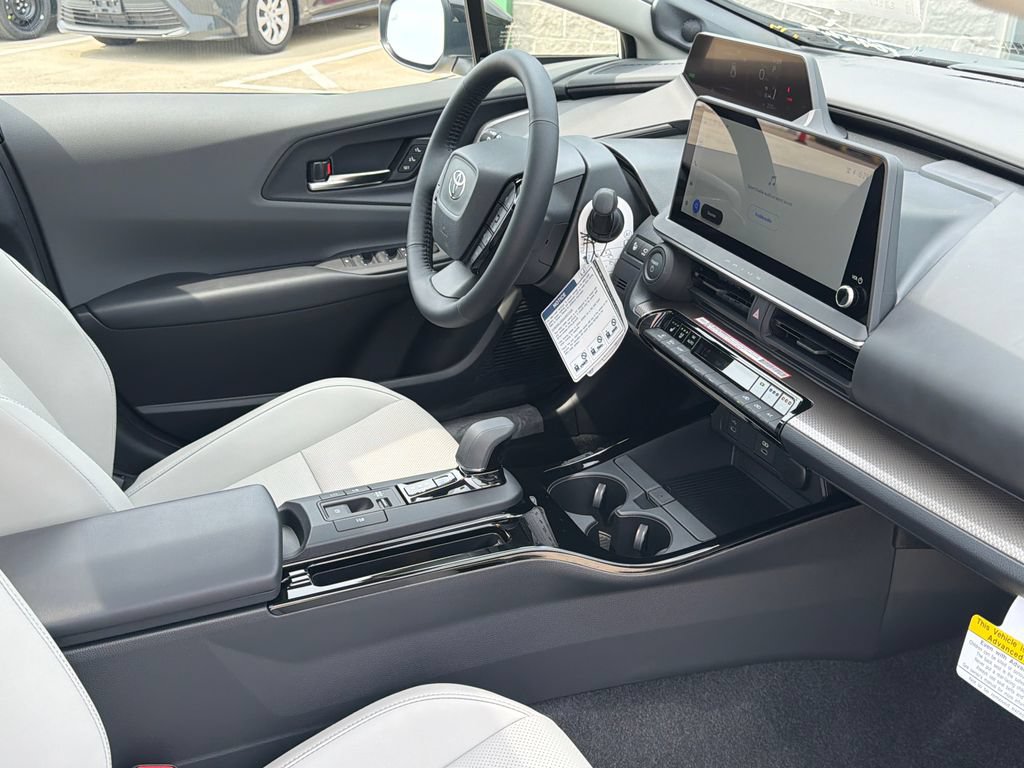 New 2027 Toyota Prius Limited w/ Limited Premium Package AWD/4WD image 11