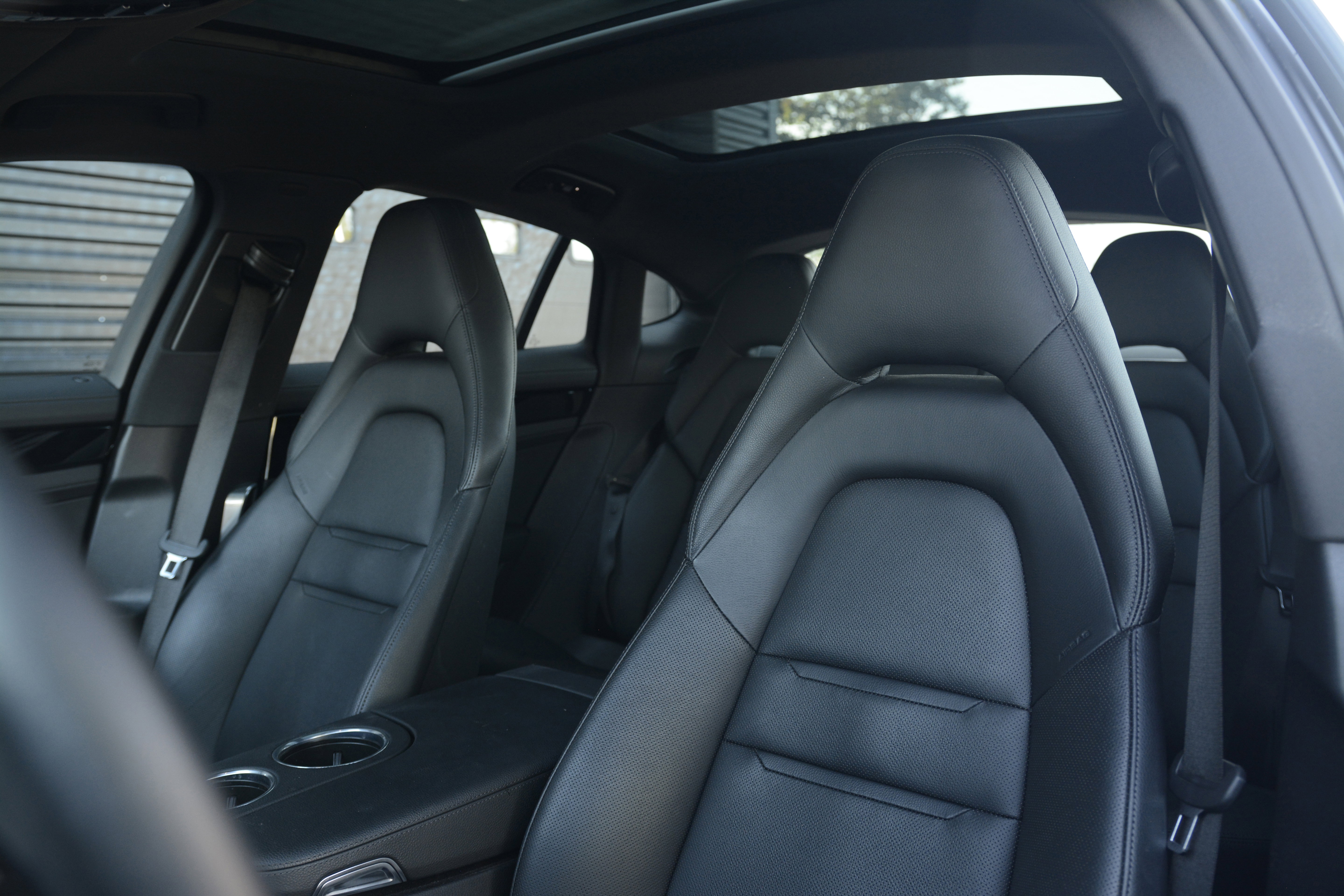 Certified 2023 Porsche Panamera image 5