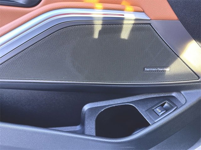Used 2024 BMW 330i xDrive Sedan w/ Premium Package image 25