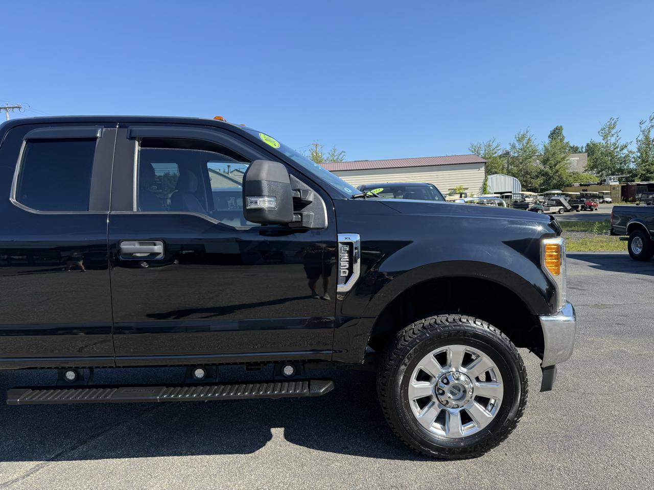 Used 2017 Ford F250 XL w/ Power Equipment Group AWD/4WD image 16