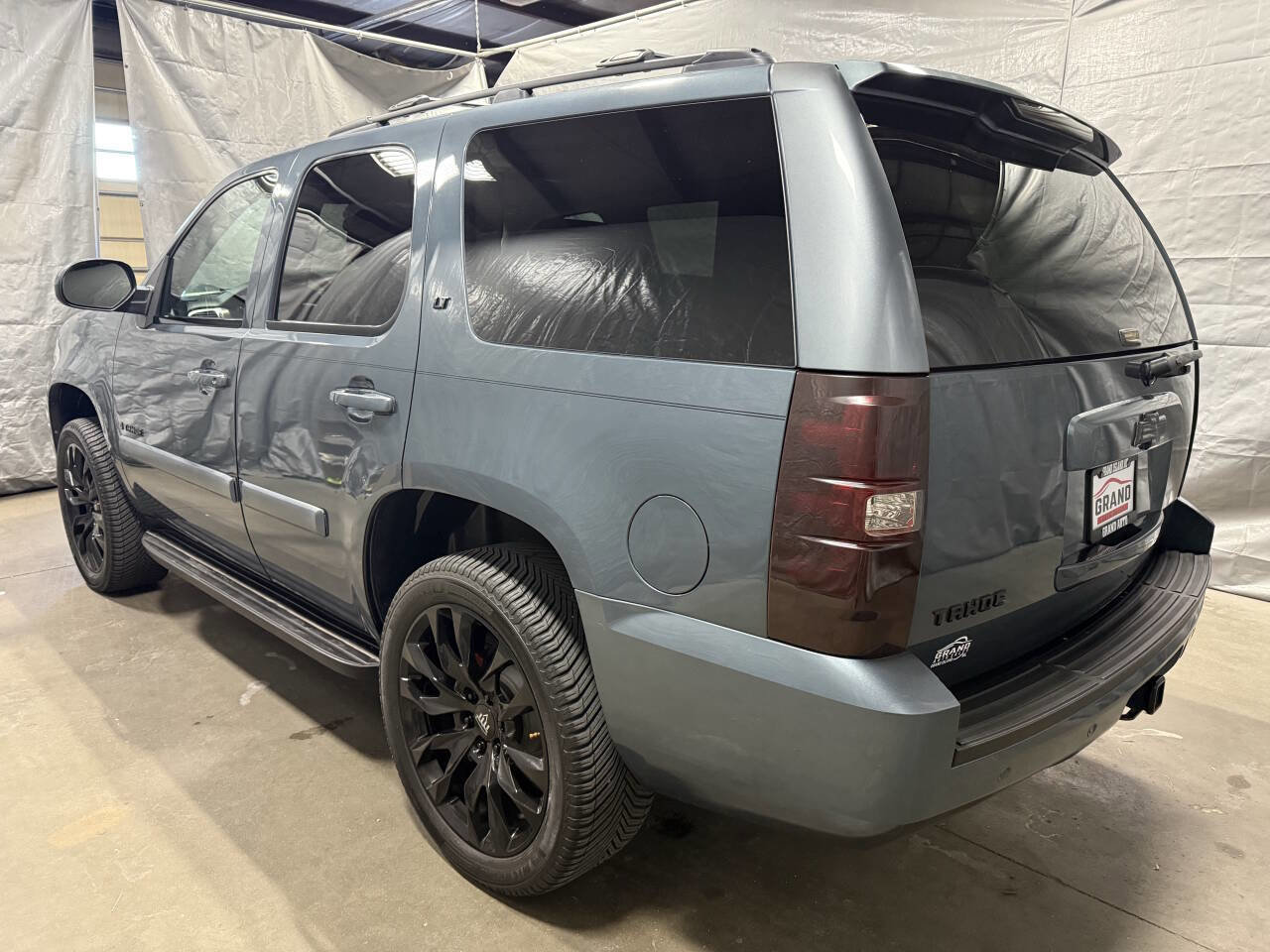 Used 2008 Chevrolet Tahoe LT w/ Convenience Package 1 image 4