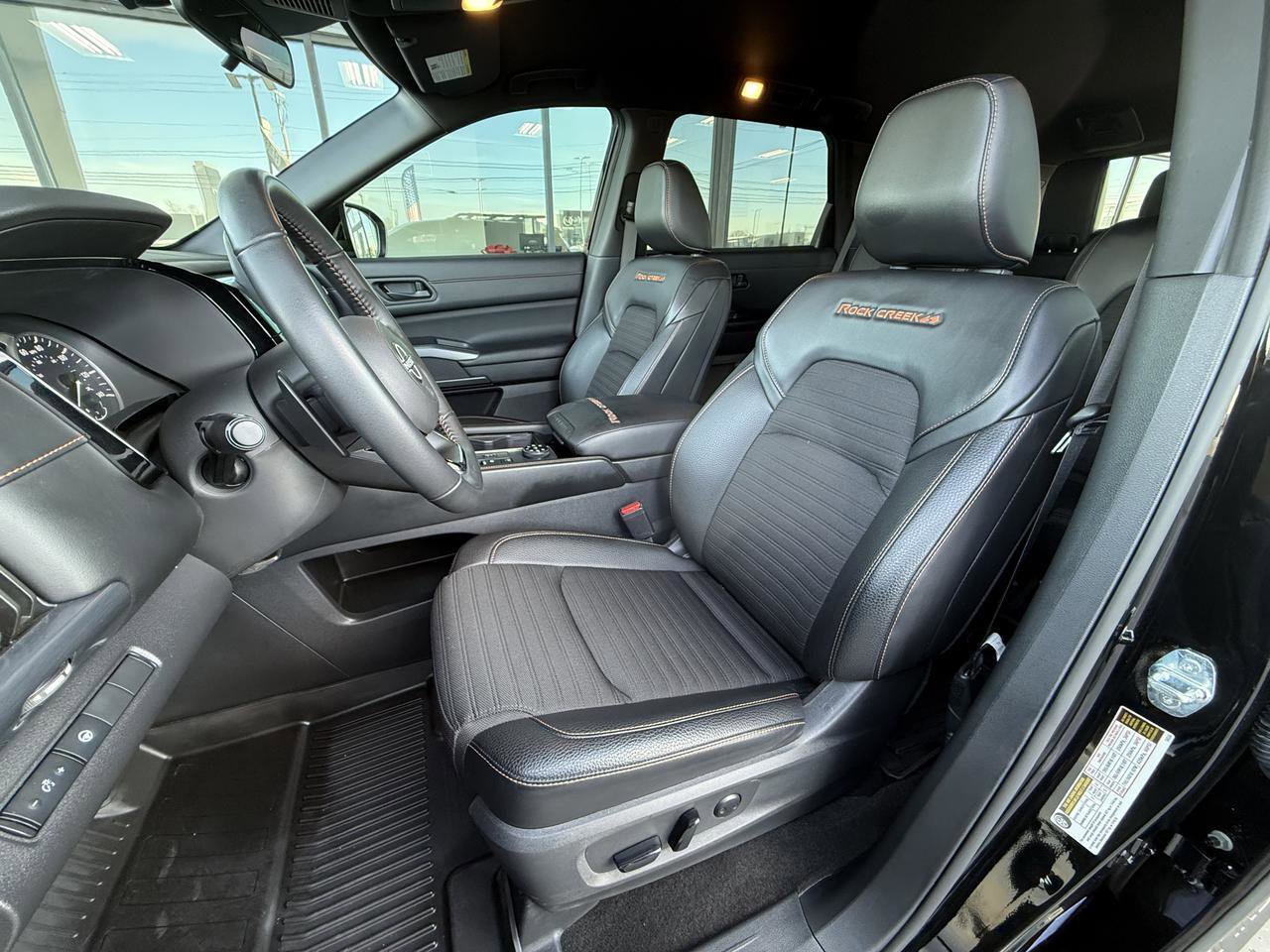 Used 2023 Nissan Pathfinder Rock Creek image 13