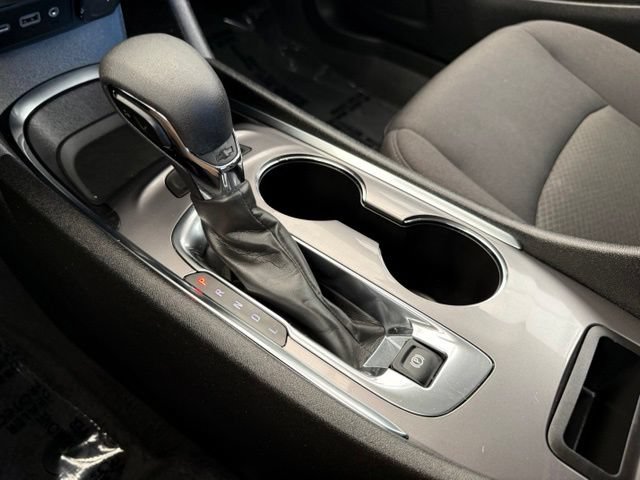 Used 2023 Chevrolet Malibu LT FWD image 36
