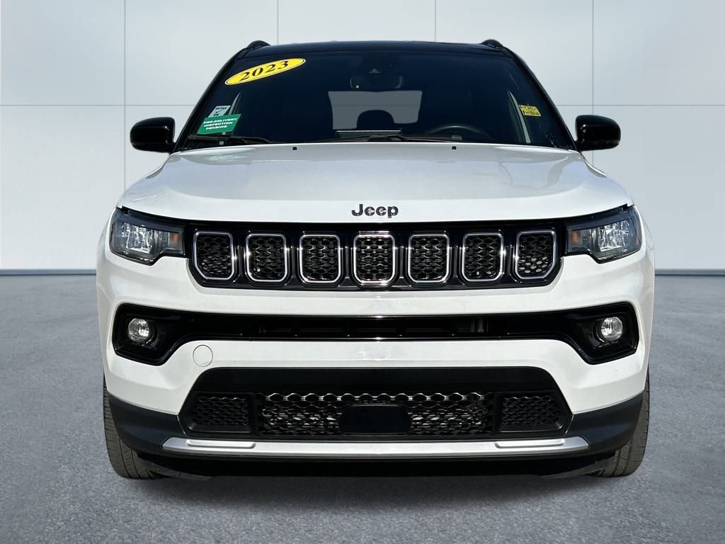 Used 2023 Jeep Compass Limited w/ Elite Group image 3